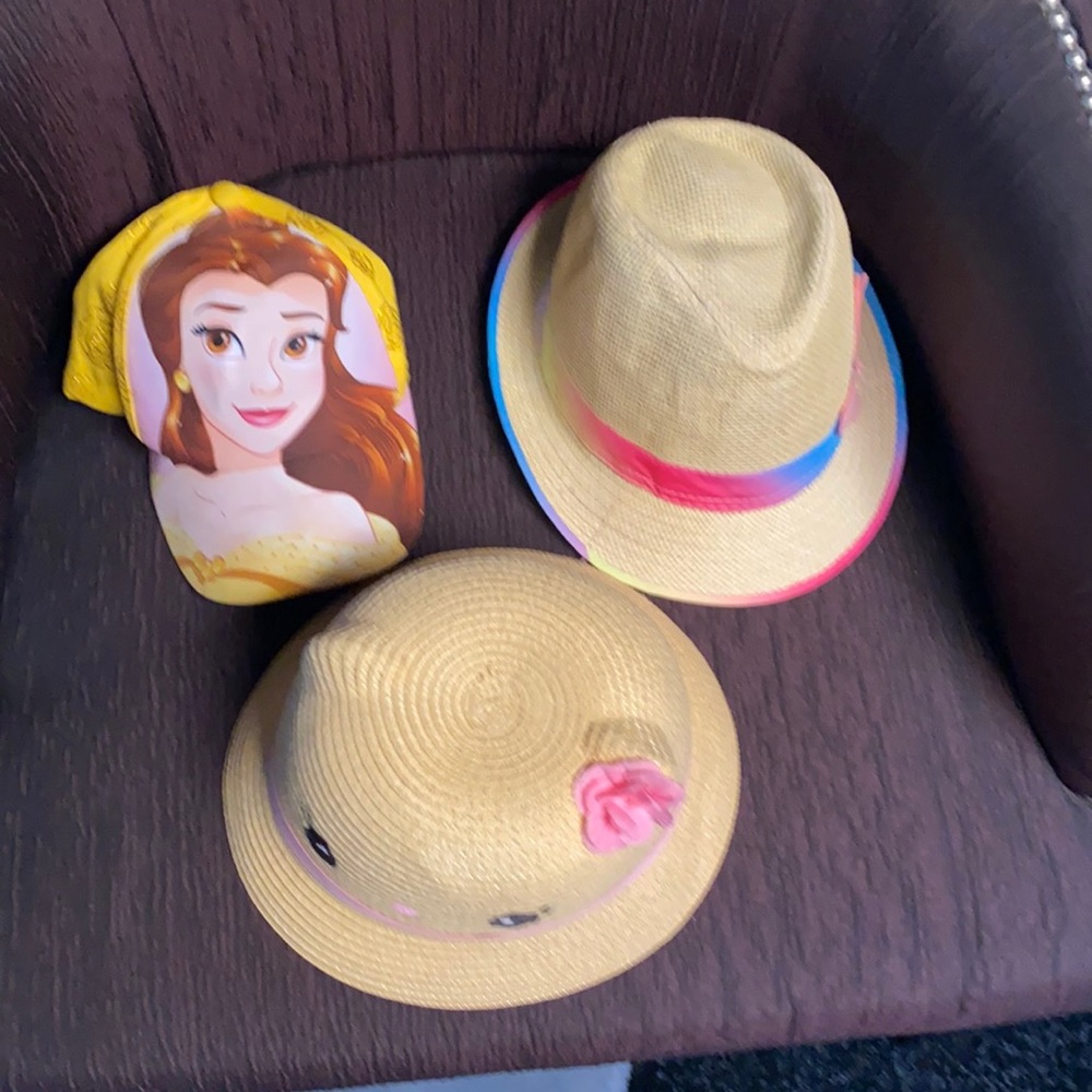 Little girls hats.